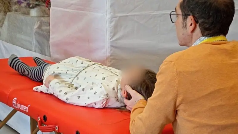 ZOOM sur les bienfaits pour les enfants et les bébés de la Méthode Poyet et Fasciathérapie
J'intervient sur les enfants et adolescents : 
- Bilan et prévention pour les enfants
- Troubles de la croissance
- Problèmes  de structure et de posture (scoliose, déviation, etc.)
- Dentaire (poussée, chirurgie)
- Pendant et après l'orthodontie pour débloquer la mâchoire...
- Séance calmante pour réduire l'anxiété et les troubles du comportement et de l'attention
A bientôt au Cabinet Ozthérapie
Cédric AUDEBERT